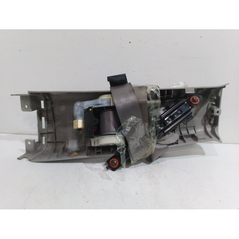 CINTURON SEGURIDAD DELANTERO DERECHO 888204D000  - imagen 2